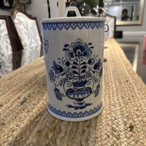 Creative Co-op Stoneware Canister White Blue And White Floral  EUC